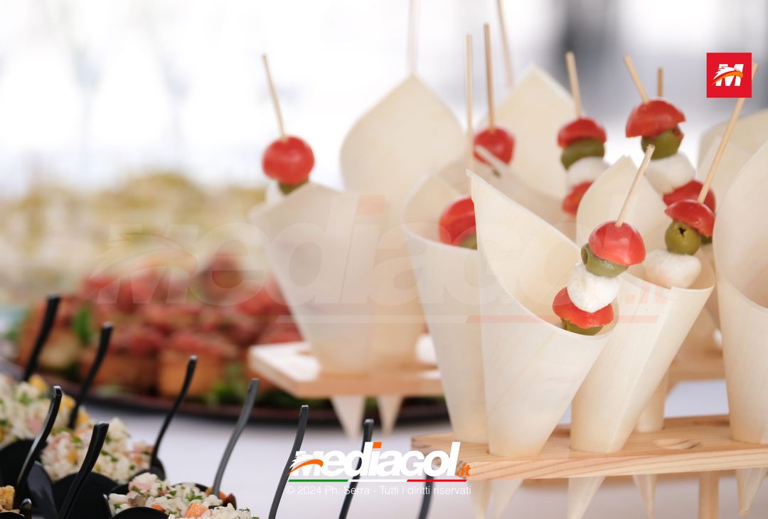 FOTO PALERMO, l’ex DS rosanero Rinaudo saluta i tifosi in conferenza (Gallery) - immagine 31