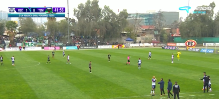 Cile, partita sospesa per un forte terremoto – Le urla della telecronista: “Si muove il campo”- immagine 3