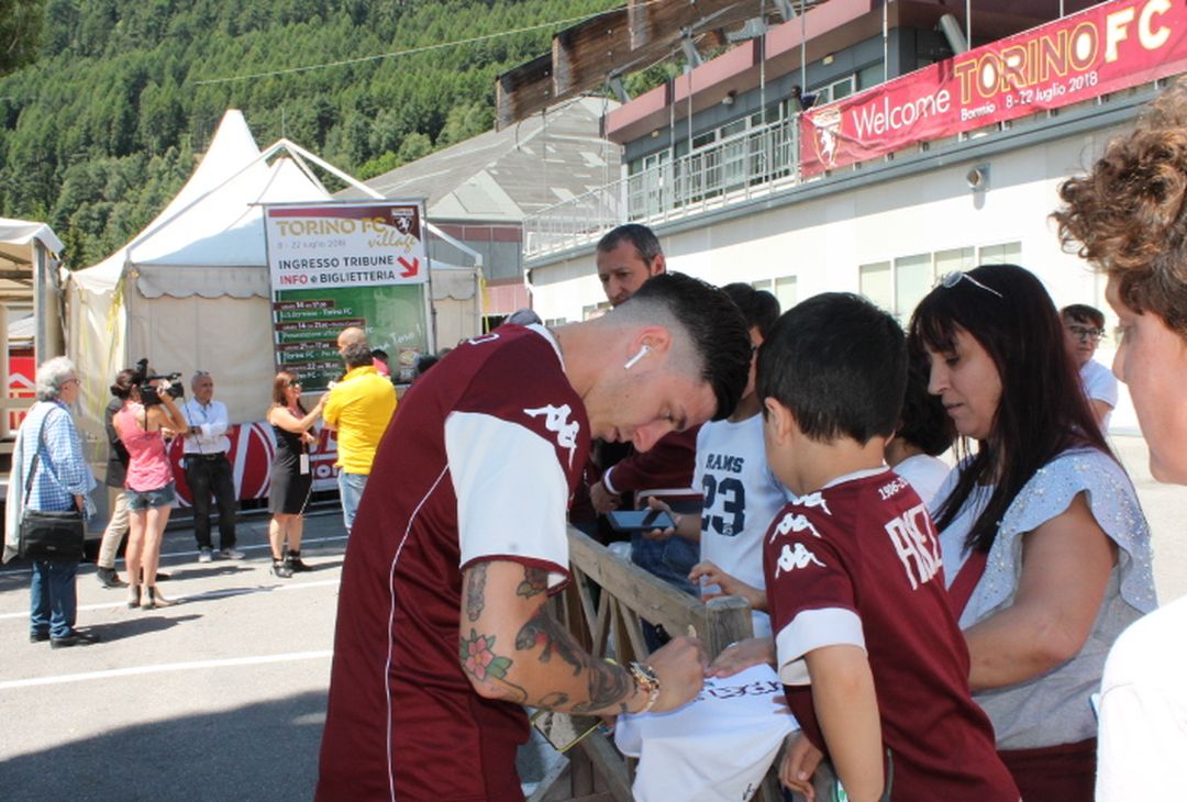Fotogallery – Torino a Bormio: l’allenamento e l’abbraccio ai tifosi - immagine 18