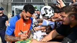 Juve, ecco l’accoglienza dei tifosi per Douglas Luiz