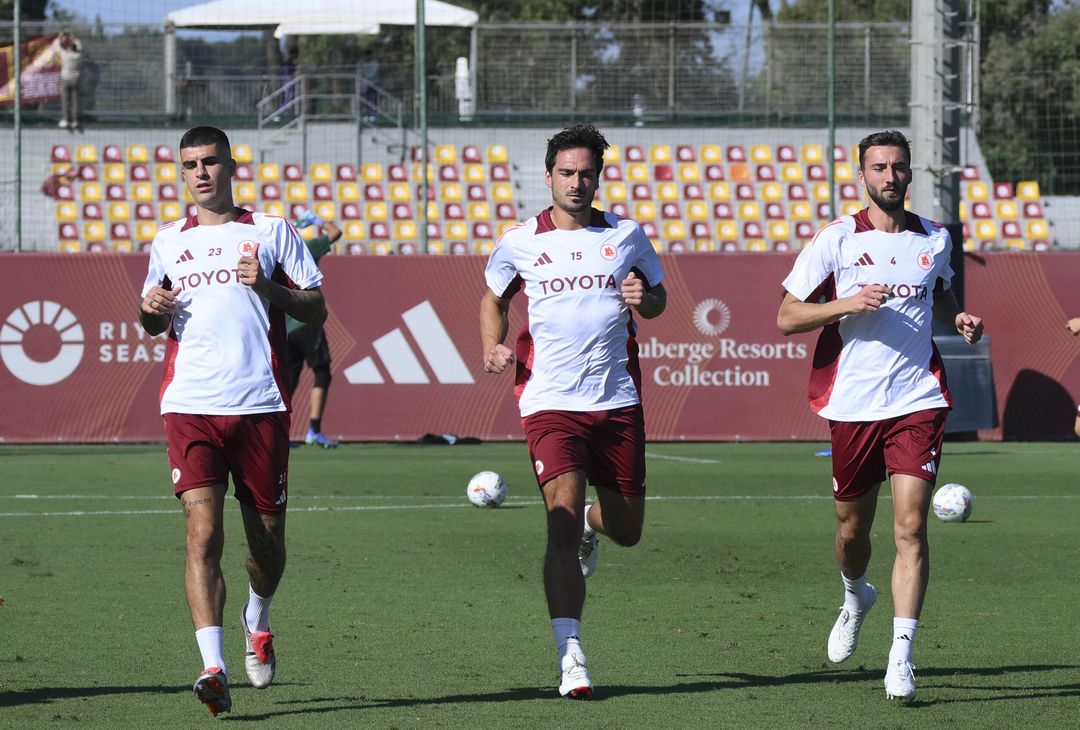 Trigoria, si lavora in vista dell’Inter: c’è Le Fée. Out Dybala – FOTO GALLERY - immagine 20