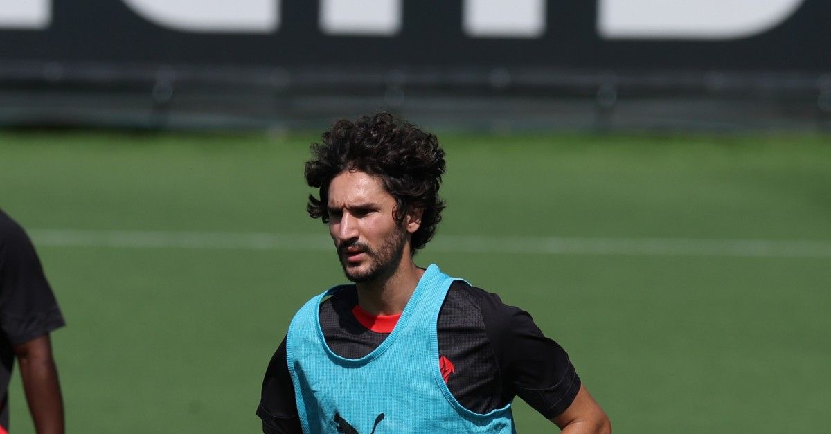 Calciomercato Milan, trattativa avanzata con l’Al Shabab per Adli