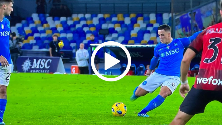 VIDEO Napoli-Milan 2-2, Raspadori su calcio piazzato riacciuffa il Milan. Pari al Maradona - immagine 1
