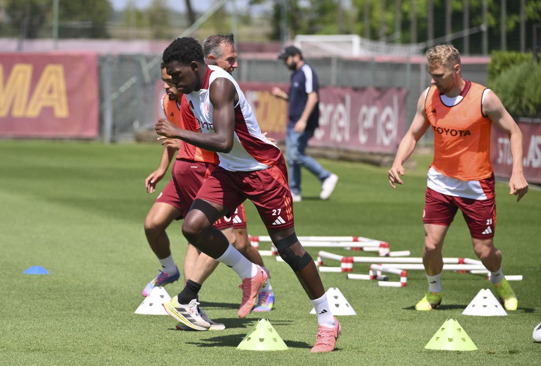 Trigoria, la ripresa degli allenamenti in vista del Torino – FOTO GALLERY - immagine 3