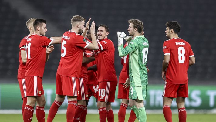 BERLIN, GERMANY - DECEMBER 09: Players of Union huddle prior to the UEFA Europa Conference League group E match between 1. FC Union Berlin and Slavia Praha at on December 09, 2021 in Berlin, Germany. (Photo by Maja Hitij/Getty Images) Roma-Slavia Praga: l’incubo Vavra stasera sarà ospite all’Olimpico - immagine 1