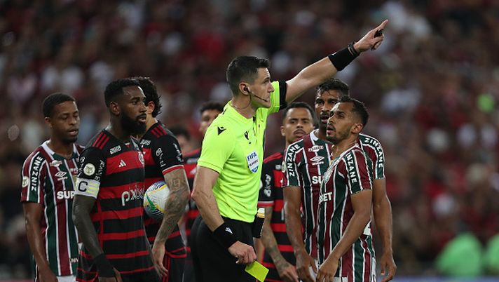 Rio, esplode il derby: Var sotto accusa, allenatore Flu a rischio e il Fla accusa la Federazione - immagine 1