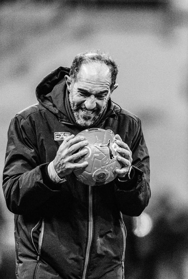 Il rammarico per i due gol subiti e la capacità di reagire mostrata soprattutto da Scott McTominay attraverso la doppietta personale: due facce della stessa medaglia che compongono il riassunto 'in bianco e nero' di Inter-Napoli realizzato dall'admin dell'account Instagram della compagine partenopea.