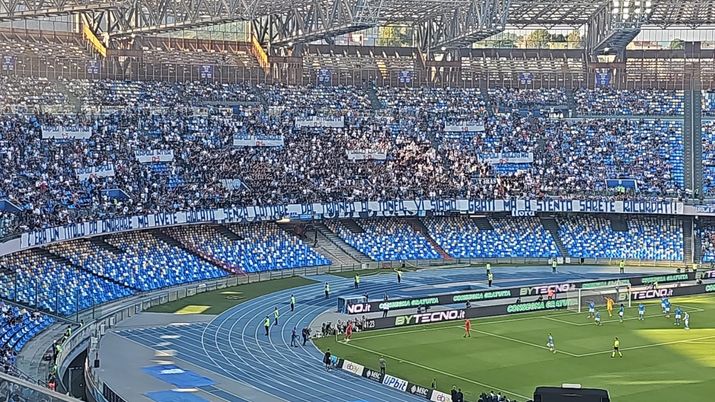 FOTO Prosegue la contestazione degli Ultras: lo striscione in Curva B - immagine 1