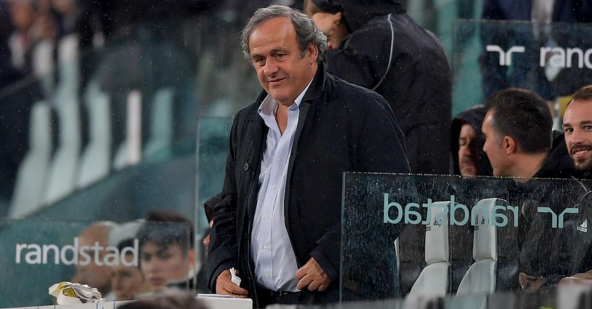 Furto nella villa di Michel Platini, rubate medaglie e trofei Furto nella villa di Michel Platini, rubate medaglie e trofei