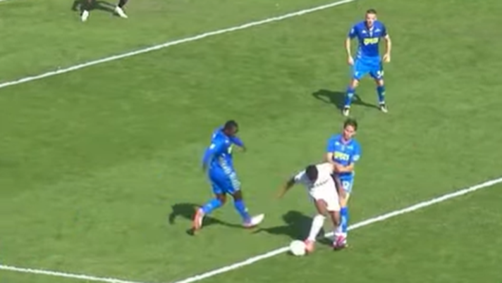 VIDEO Neres fa impazzire i difensori dell’Empoli: samba brasiliana in Toscana - immagine 1