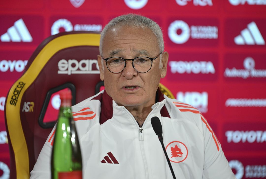Roma, la conferenza stampa di Ranieri prima del Milan – FOTOGALLERY - immagine 5