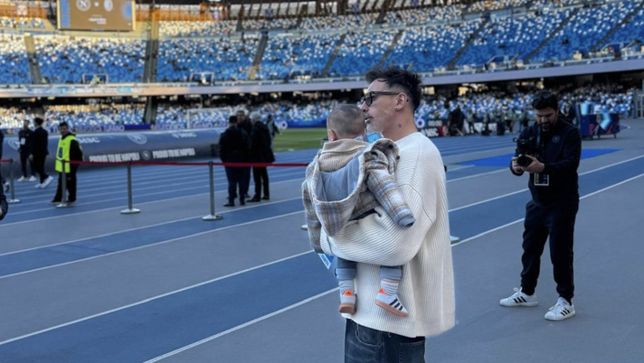 Lavezzi non dimentica l’azzurro: “Buon compleanno Napoli della mia vita” Lavezzi non dimentica l’azzurro: “Buon compleanno Napoli della mia vita” - immagine 1