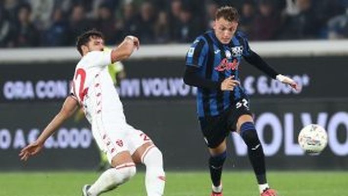 Verso Monza-Milan: Pablo Marì col lutto al braccio per l’alluvione a Valencia Verso Monza-Milan: Pablo Marì col lutto al braccio per l'alluvione a Valencia