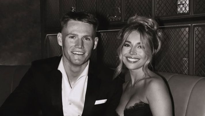 FOTO McTominay, gli auguri in italiano alla fidanzata: il post pubblicato sui social - immagine 1