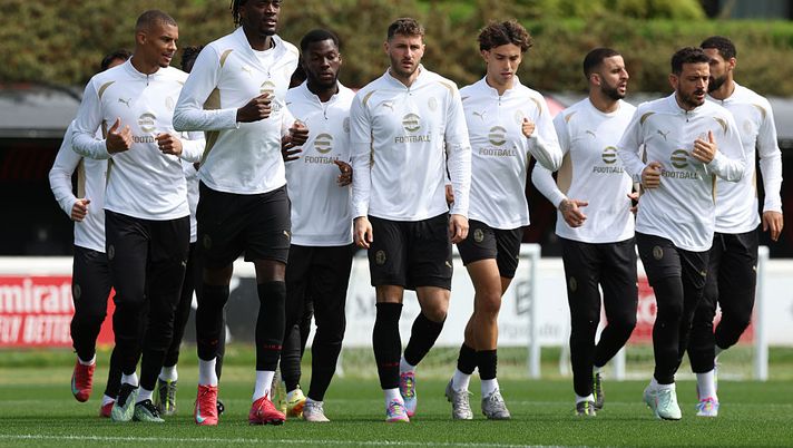 CAIRATE, ITALY - APRIL 21: Players of AC Milan in action during AC Milan training session at Milanello on April 21, 2025 in Cairate, Italy. (Photo by Claudio Villa/AC Milan via Getty Images) Milan