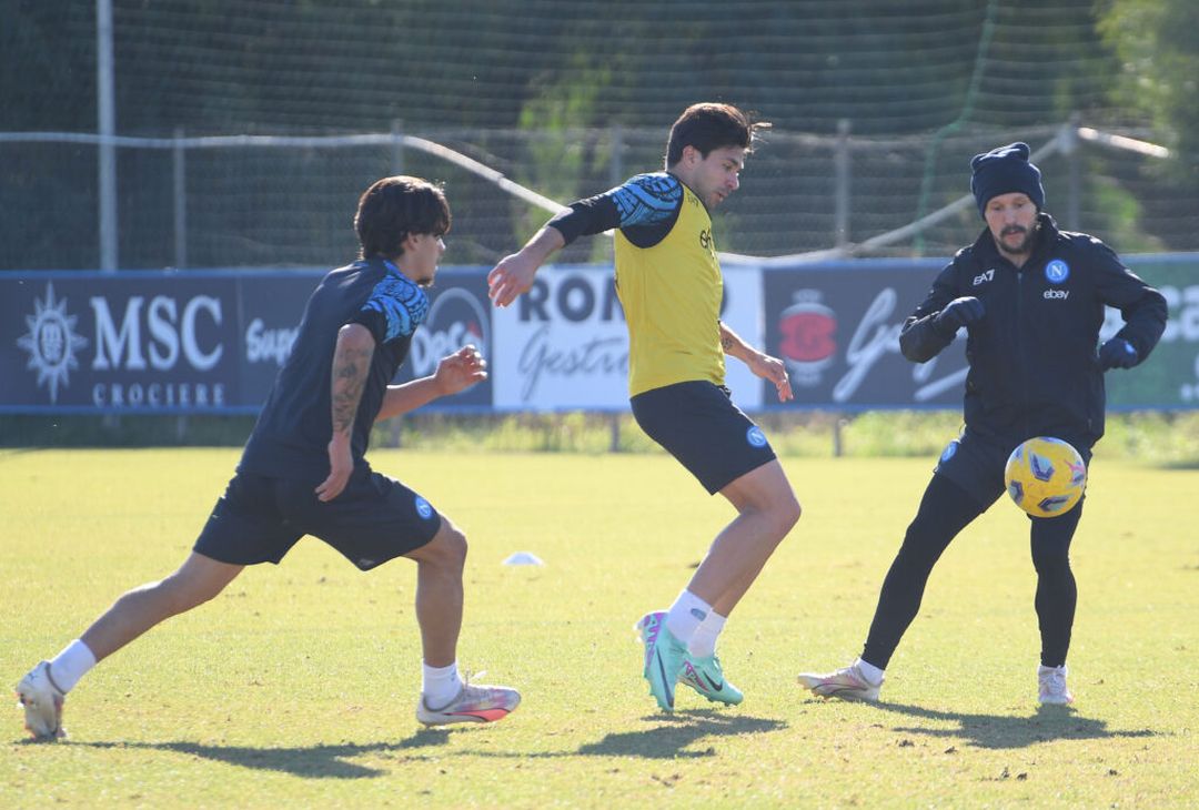 GALLERY Seduta del Napoli in vista del Frosinone: gli scatti dell’allenamento - immagine 4