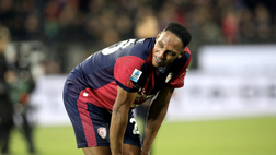 Cagliari, Mina out, salta il Verona