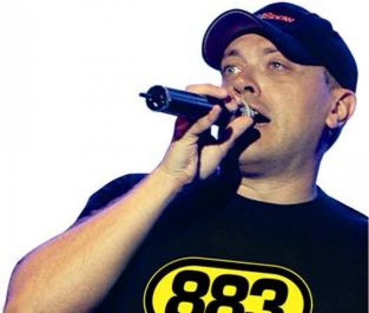 Repetto: “Un nuovo gruppo 883? Mai senza Pezzali. Un caffè con lui? Magari una birra”- immagine 2