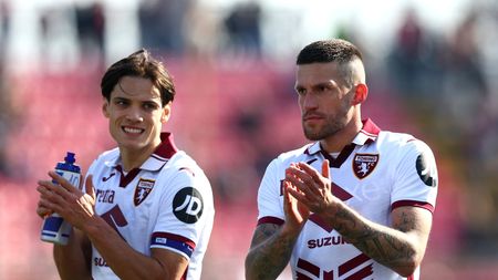 MONZA, ITALY - MARCH 02: Samuele Ricci and Cristiano Biraghi of Torino acknowledge the fans after the Serie A match between Monza and Torino at U-Power Stadium on March 02, 2025 in Monza, Italy. (Photo by Francesco Scaccianoce/Getty Images)