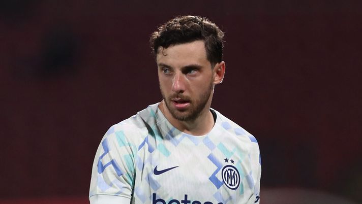 Carlos Augusto non ha dubbi: nonostante la vittoria del Napoli, la squadra in pole per la conquista dello Scudetto rimane comunque l'Inter. carlos augusto inter