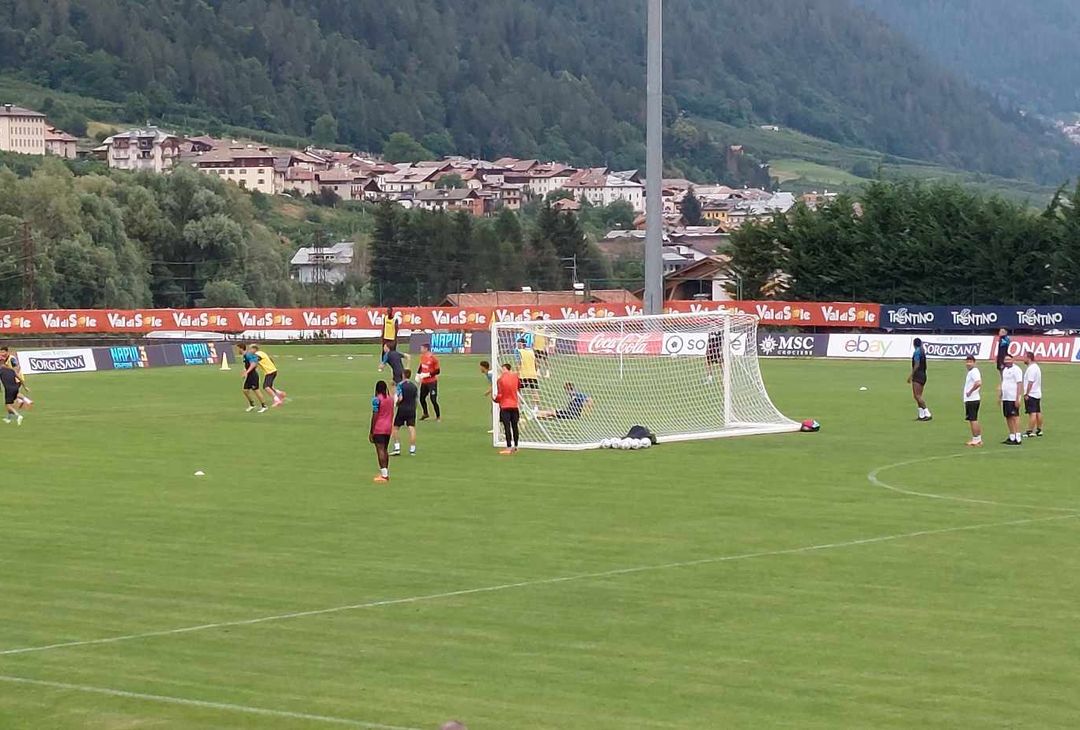 Partitella in famiglia a campo ridotto agli ordini di Garcia