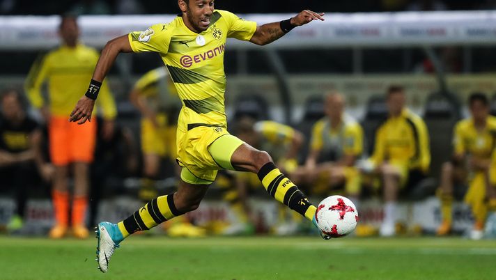 Calciomercato, il Milan non molla Aubameyang. Nainggolan, messaggio alla Roma- immagine 1