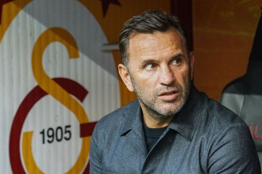Okan Buruk, allenatore del Galatasaray (Getty Images) Il Cagliari sfida il Galatasaray: dove vedere la gara in streaming LIVE- immagine 2