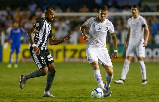 Santos, Brasile - 3 novembre 2019: Azione di gioco durante la partita Santos-Botafogo. (Foto di Miguel Schincariol/Getty Images) Santos-Botafogo, i precedenti tra le due squadre brasiliane- immagine 2