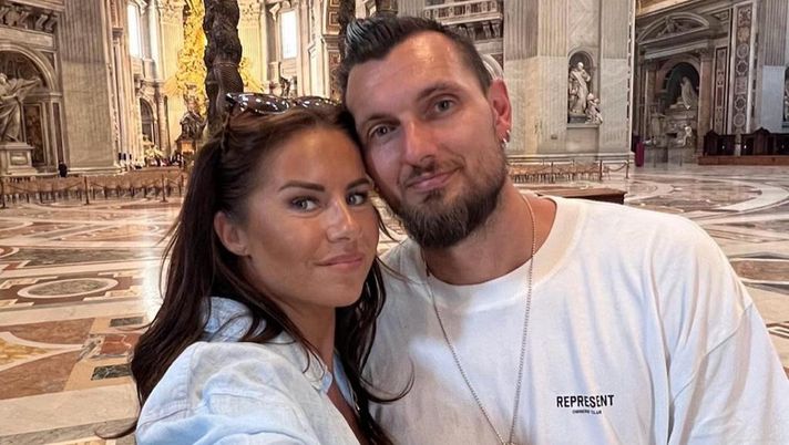 Psg, paura per il terzo portiere a Parigi: ladri si intrufolano in casa e aggrediscono la moglie - immagine 1