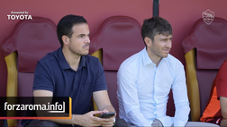 VIDEO – La Roma si allena, Ghisolfi osserva. Gran gol di Bove in partitella