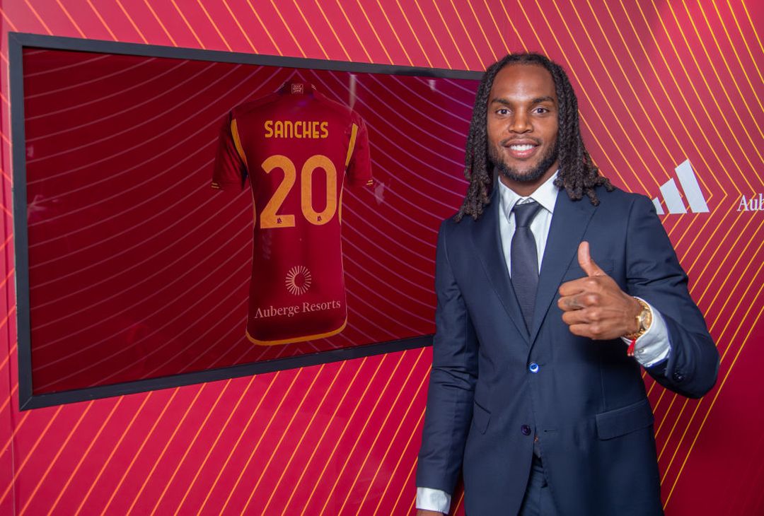 Roma, Renato Sanches si presenta: le prime immagini in giallorosso – FOTO GALLERY - immagine 11