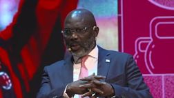 Weah: “Milan, una famiglia. Sbagliai un rigore e Berlusconi …” | VIDEO