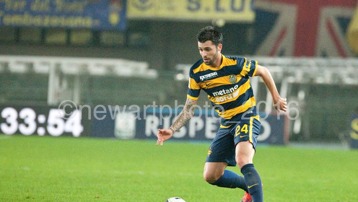 Pagelle Verona: Bessa è magia, uragano Boldor. E il Pazzo è una sentenza  Pagelle Verona: Bessa è magia, uragano Boldor. E il Pazzo è una sentenza - immagine 1