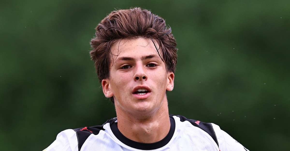 Milan, rinnovo del contratto per il giovane Ossola: resterà ancora in rossonero Milan, rinnovo del contratto per il giovane Ossola: resterà ancora in rossonero