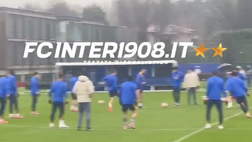 VIDEO FCIN1908 / Torello Inter, Barella a Zielinski: “Hai mangiato troppi…”
