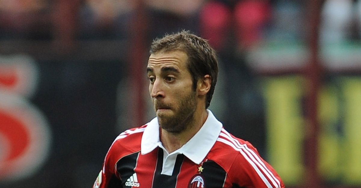 flamini lancia un messaggio eleviamo il calcio a faro di speranza