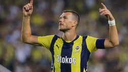 Ex Inter, Dzeko lascia il Fenerbahce: “È arrivato il momento di dire addio, ringrazio tutti”