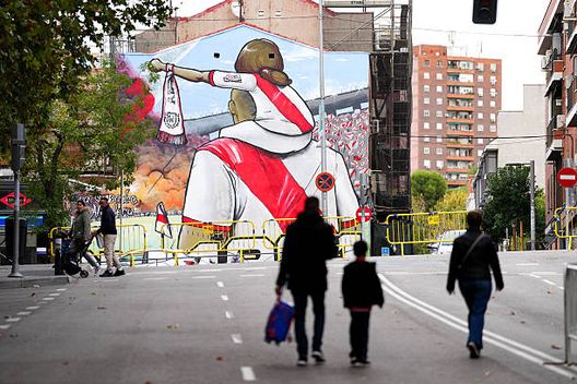 Rayo Vallecano, dopo 22 anni lo speaker Rafa Garcia lascia il club: “Non mi sento valorizzato”- immagine 3