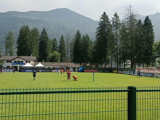 L’allenamento mattutino a Pinzolo: presente regolarmente Pellegri- immagine 3