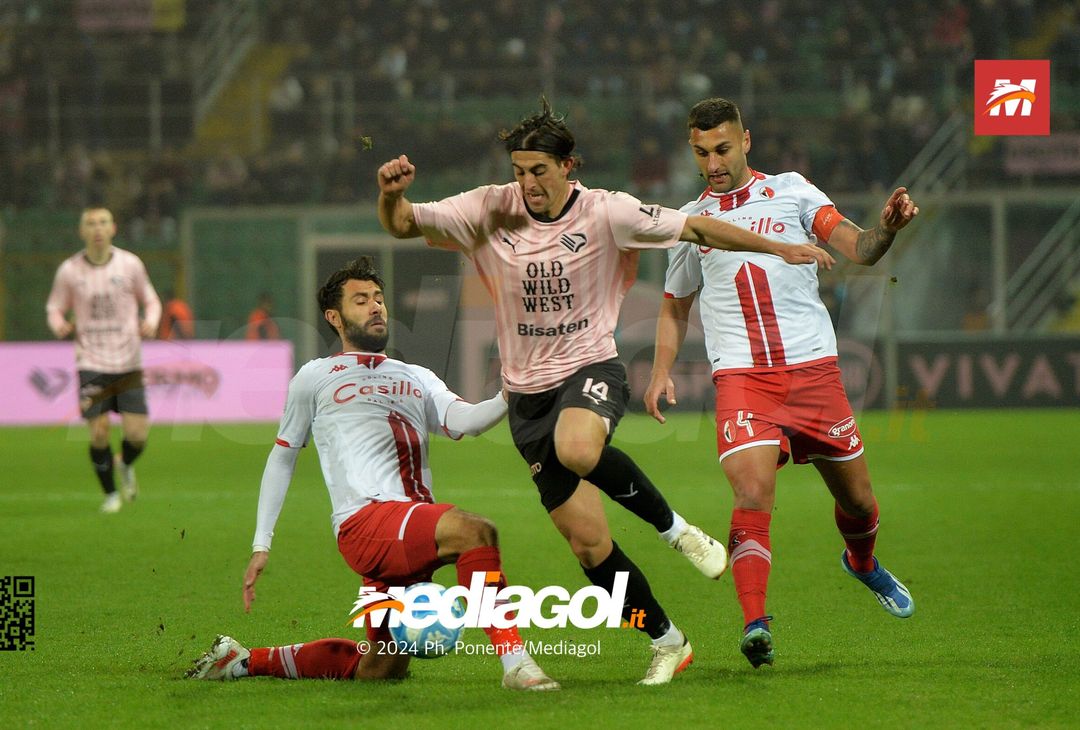 FOTO Palermo-Bari 3-0, 23ª giornata Serie B 2023-2024 (GALLERY) - immagine 21
