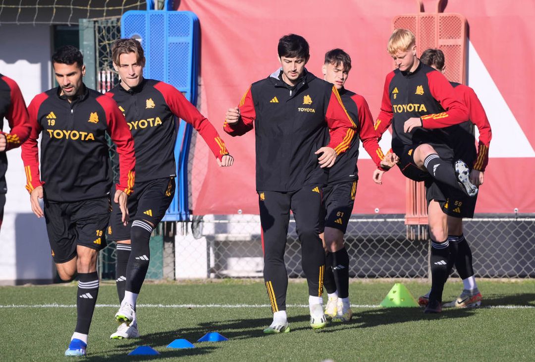 Roma, la sfida al Napoli si avvicina. A Trigoria torna Cristante – FOTO GALLERY - immagine 26