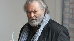 Abatantuono gufa: “L’Inter sta per vincere il Triplete, titolo inventato da loro”