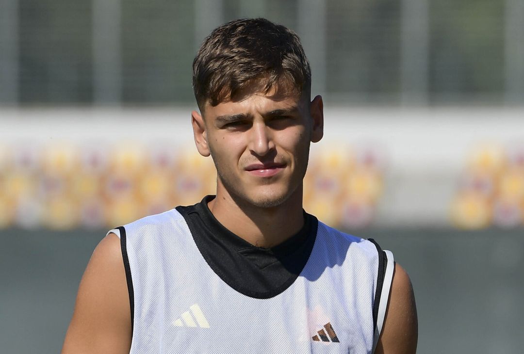 Roma, allenamento di Ferragosto a Trigoria. C’è Dybala – FOTO GALLERY - immagine 11
