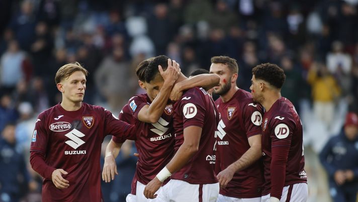 Adam Masina of Torino FC celebrating with team mates after scoring a goal during the Italian Serie A, football match between Torino FC and AC Monza on 24 November 2024 at Stadio Olimpico ''Grande Torino, Italy, Photo Nderim Kaceli Torino, la giornata: alle 15 la sfida casalinga contro il Napoli - immagine 1