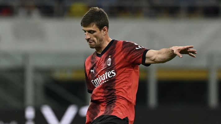 Matteo Gabbia (difensore AC Milan), qui durante Milan-Cagliari 5-1 (Serie A 2023-2024) | News (Getty Images) Matteo Gabbia AC Milan Milan-Cagliari 5-1 Serie A 2023-2024