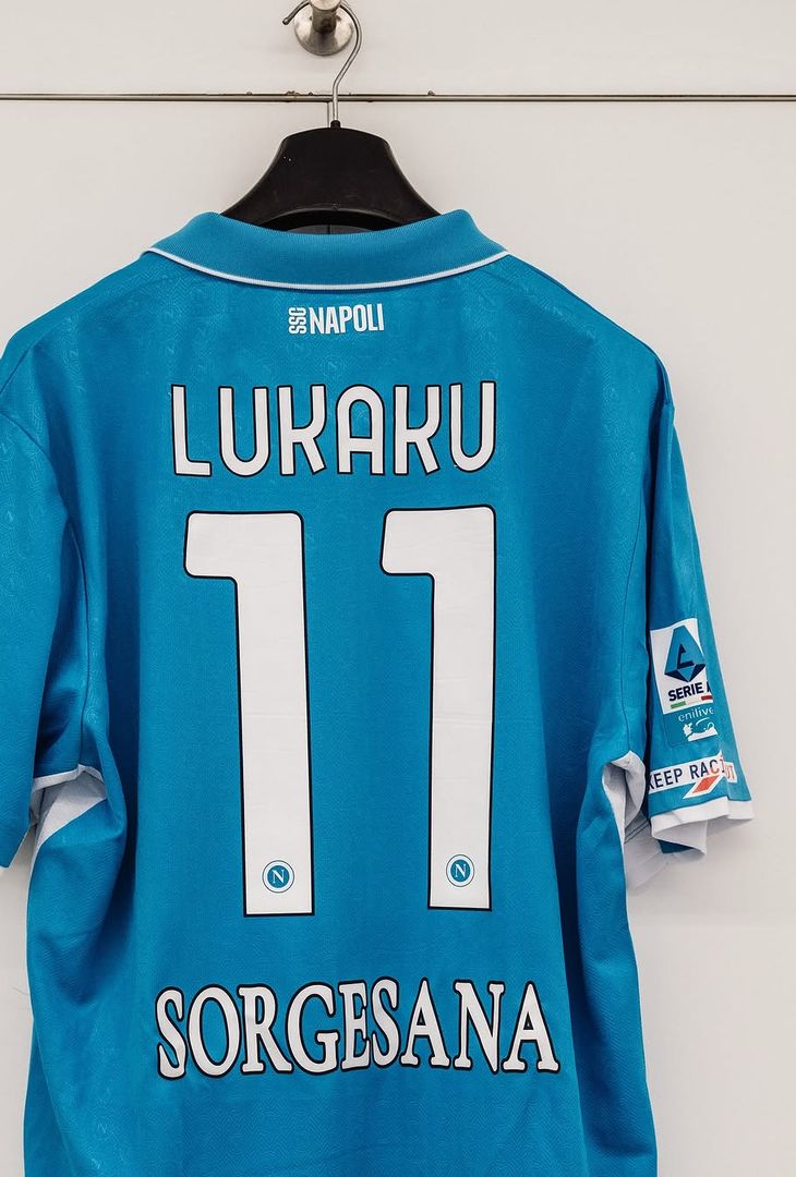 GALLERY Napoli-Milan, tutto pronto nello spogliatoio azzurro: la scelta sulle maglie - immagine 3