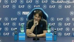 VIDEO / Conte si corregge subito: “Io sono o bianco nero… Facciamo rosso o blu”