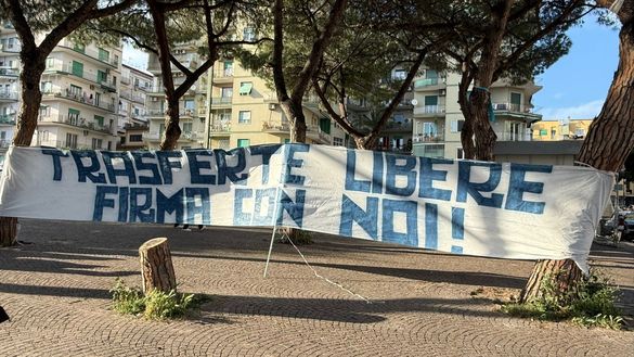 Napoli-Cremonese, l’invito a firmare la petizione per le trasferte libere LE FOTO- immagine 2