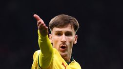 Calvarese sicuro: “Fabregas da rosso. Saelemaekers? Giusto non estrarre una seconda ammonizione”