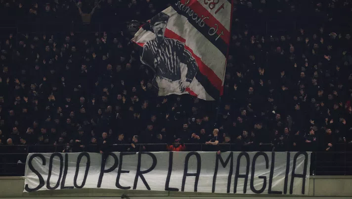 Milan, continua la contestazione della Curva Sud: “Indegni! La colpa è solo vostra!” - immagine 1